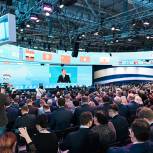 Медведев: Предвыборная Программа стала основой законодательной работы всех фракций «Единой России»