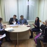 Партийцы взяли на личный контроль решение проблемы аварийного состояния печного оборудования в многоквартирном доме 