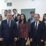 Брянские депутаты обсудили с молодежью векторы развития региона