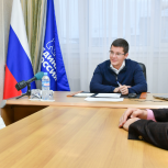 Артюхов провел прием граждан в Региональной общественной приемной Партии