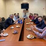 Депутат Госдумы Игорь Сапко провел встречу с молодежью