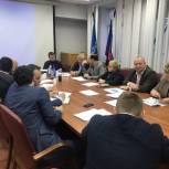В Новом Уренгое прошел круглый стол по партийным проектам