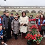 Депутат Государственной Думы Иван Тетерин принял участие в открытии памятника ополченцам