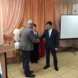 Депутат Алексей Балановский поздравил с юбилеем школу №41