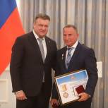 Георгию Свиду вручили почетный знак «За заслуги перед Рязанской областью»