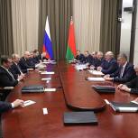 Путин рассчитывает, что Белоруссия и РФ сделают все, чтобы их народы получили заметные преимущества от интеграции