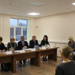 Партийцы Балашихи проконсультировали многодетные семьи