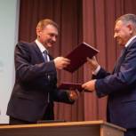 Центр поддержки гражданских инициатив будет сотрудничать с Общественной палатой области