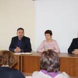 В рамках партпроекта «Новая школа» в Волгограде обсудили вопрос введения обязательного ЕГЭ по иностранному языку