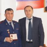 Депутатам и представителям общественности города Кизилюрта вручили юбилейные медали  