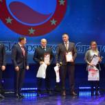 Брянские партийцы вручили награды лучшим спортсменам в области боевых единоборств