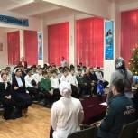 Грозненские партийцы рассказали школьникам о правилах использования пиротехники
