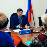 Квитка поможет решить вопросы пришедших на прием граждан