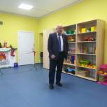 Партийцы поздравили жителей Ершова с появлением нового корпуса детского сада