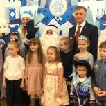 Более 700 юных жителей Курской области благодаря Партии посетили новогоднее представление