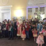 Елецкие молодогвардейцы устроили новогодний «День в кино»