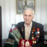 Евгений Маслов поздравил с Новым годом курского ветерана