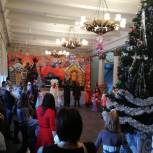 Щигровские партийцы провели новогоднее мероприятие для детей