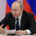 Путин назвал успешными учения двух флотов в Черном море
