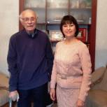 Депутат Брянского горсовета поздравила ветерана с новогодними праздниками