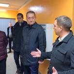 Сергей Керселян проконтролировал замену лифтов в многоквартирном доме Королёва