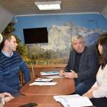 Единороссы разъяснили жителям новостройки их права по управлению общим имуществом дома
