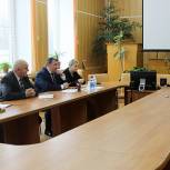 Николай Дементьев провел прием граждан в Новодугинском районе