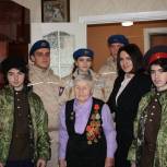Депутат Госдумы Анна Кувычко передала ветерану Великой Отечественной войны слуховой аппарат