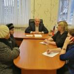 Касторенцы обратились к координатору "Школы грамотного потребителя" с вопросами в сфере ЖКХ
