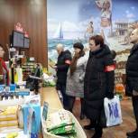В Курчатове народные контролеры проверили торговые точки на предмет продажи «снюсов»