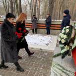 Единороссы провели в Железнодорожном округе мероприятия к годовщине освобождения Курска