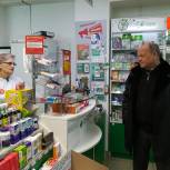 Вячеслав Крымов провел мониторинг городских аптек с активистами «Единой России» Домодедова