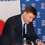 Турчак оставил подпись в поддержку присвоения Самаре звания «Город трудовой доблести»