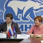 Смоленские партийцы обсудили организацию горячего питания в школах региона 