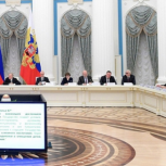 Хизри Шихсаидов принял участие во встрече с Президентом России Владимиром Путиным