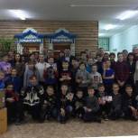 В деревне Мокеевское при поддержке Андрея Коваленко открыли хоккейный корт