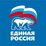 Партийцы организовали для ветеранов праздник 