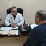 В местной приемной саратовцу помогли получить рекомендации для дальнейшей реабилитации