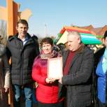 Партийцы встретили Масленицу вместе с жителями поселка Коренево