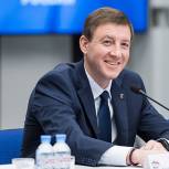 Андрей Турчак поздравил всех женщин страны с 8 Марта