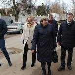 В Калуге партийцы проверили состояние контейнерных площадок