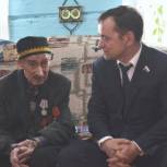 В Караидельском районе Фарит Ганиев посетил ветерана