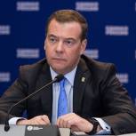 «Единая Россия» переходит в режим волонтерства 