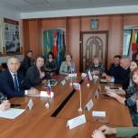 Единороссы приняли участие в круглом столе по вопросам взаимодействия курян с жителями республики Крым