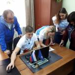 В Югре работает горячая линия Волонтерского центра Партии «Единая Россия»