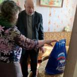В Центральном округе Курска партийцы навестили старейших членов Партии
