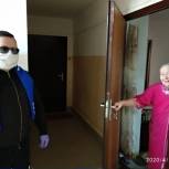 Волонтёры «Единой России»  в Элисте  доставляют  продукты  и лекарства