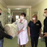 В медучреждения Энгельса переданы маски и дезинфицирующие средства