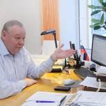 Владимир Яников  пожелал  терпения родителям и учителям, работающим дистанционно  в условиях  пандемии коронавируса