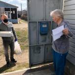 Волонтерский центр доставляет пожилым людям продукты, лекарства и подарки от тамбовских предпринимателей